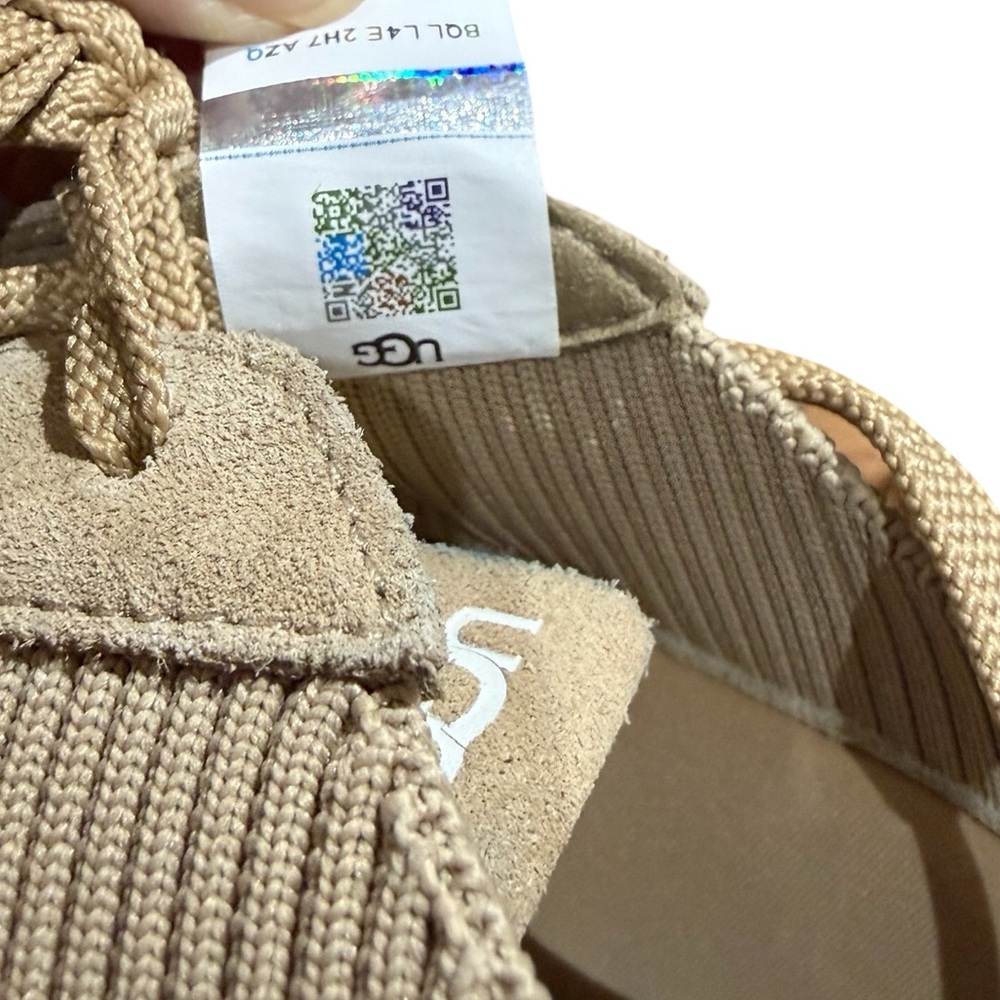 UGG Ez Duzzit Beige Platform Sneakers - Picture 10 of 11